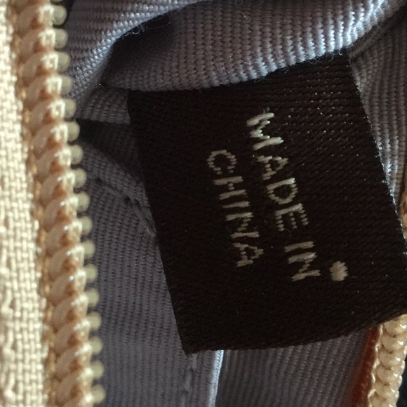 Coach Wristlet salmon pink with cream - Picture 6 of 6